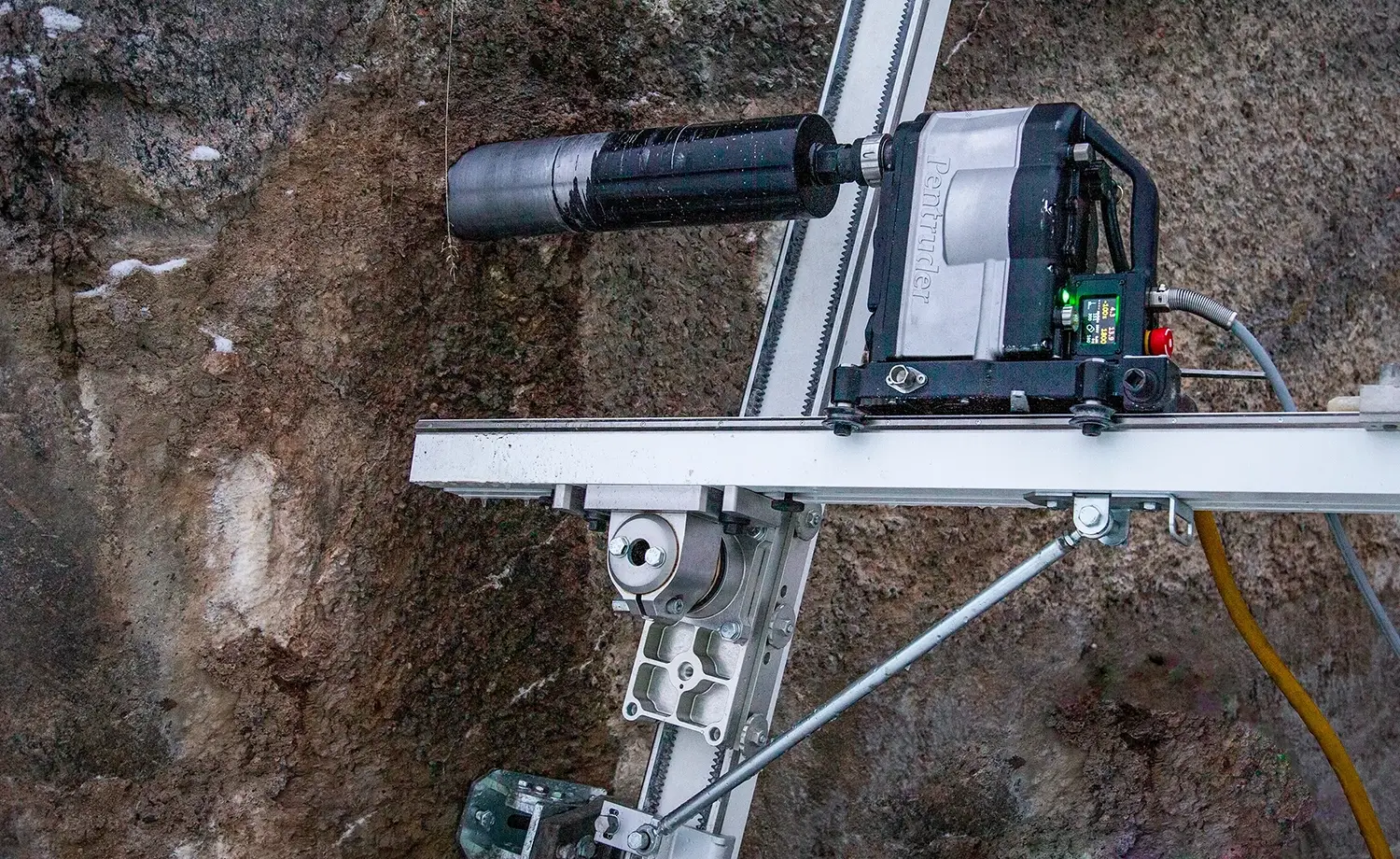 Система направляющих MCCS